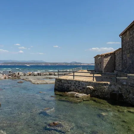 Isola Piana דירה *